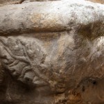 Monterotondo - Via Bellini- Capitello con motivi naturalistici e stemma Orsini